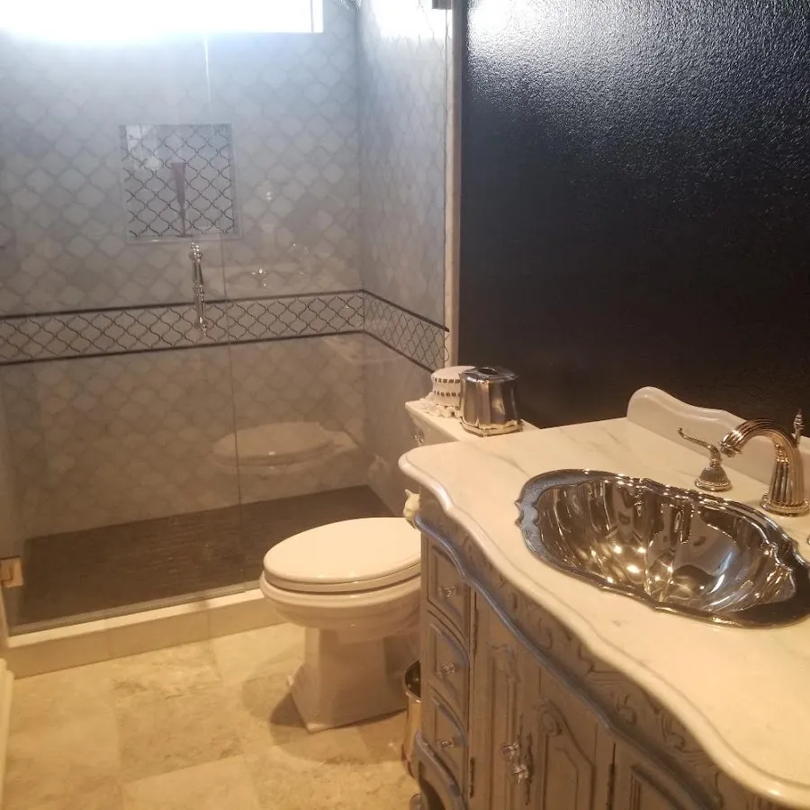 Professional plumbing work and bathroom remodeling in Hubbard